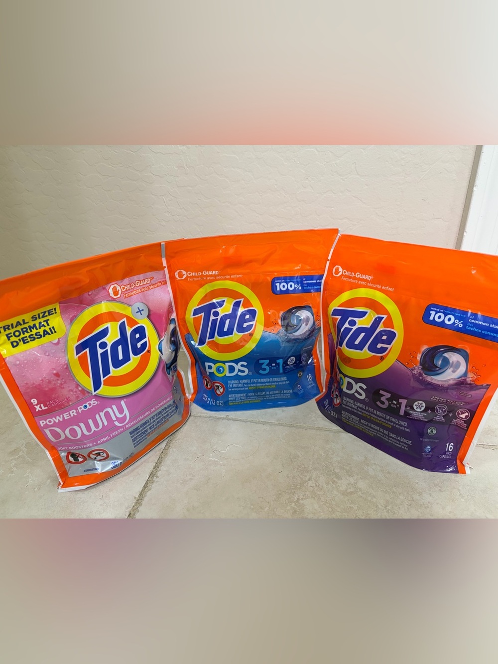 Tide PODS 3-in-1 Laundry Pacs Assorted Scents (Pink, Blue, Purple)
